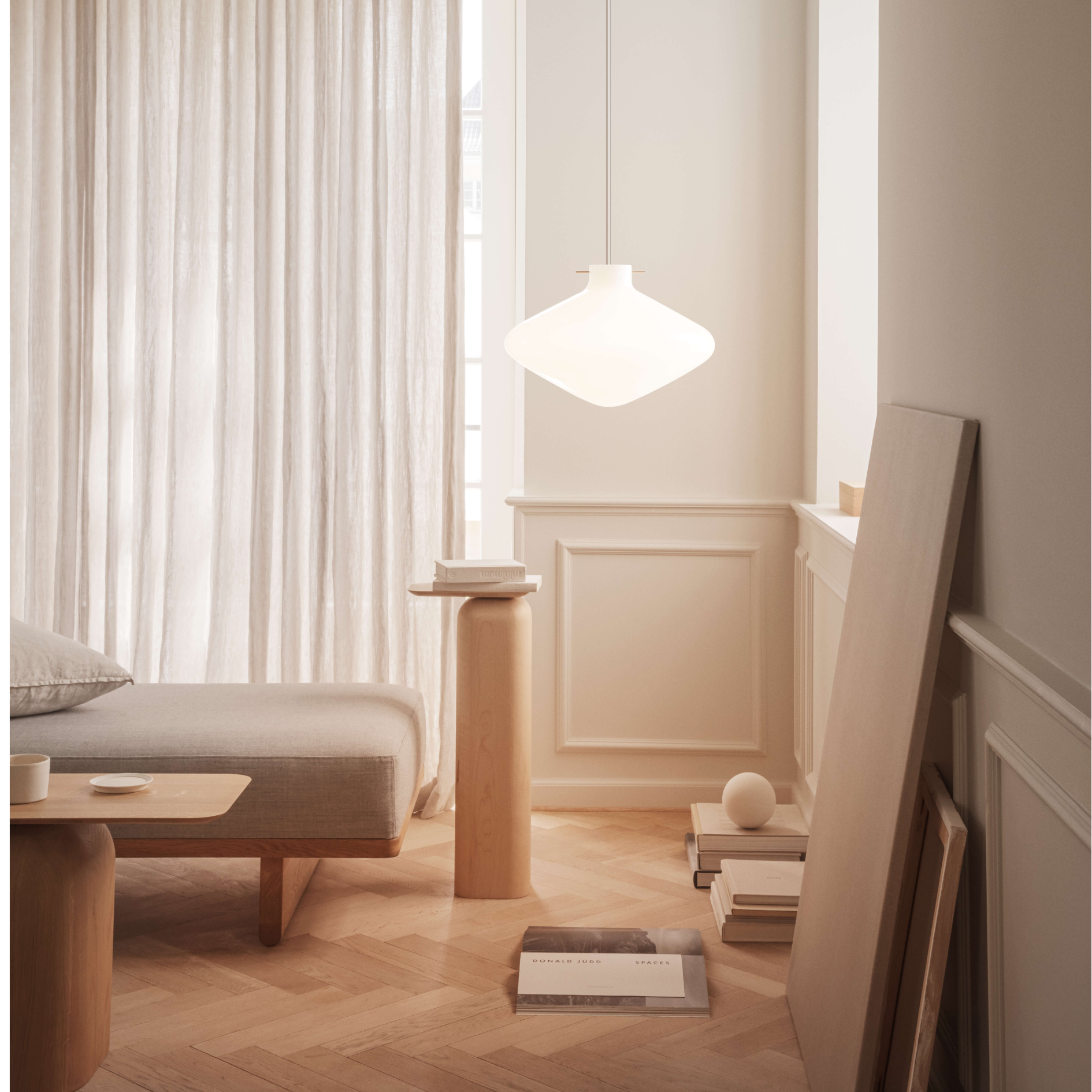 Repose Pendant